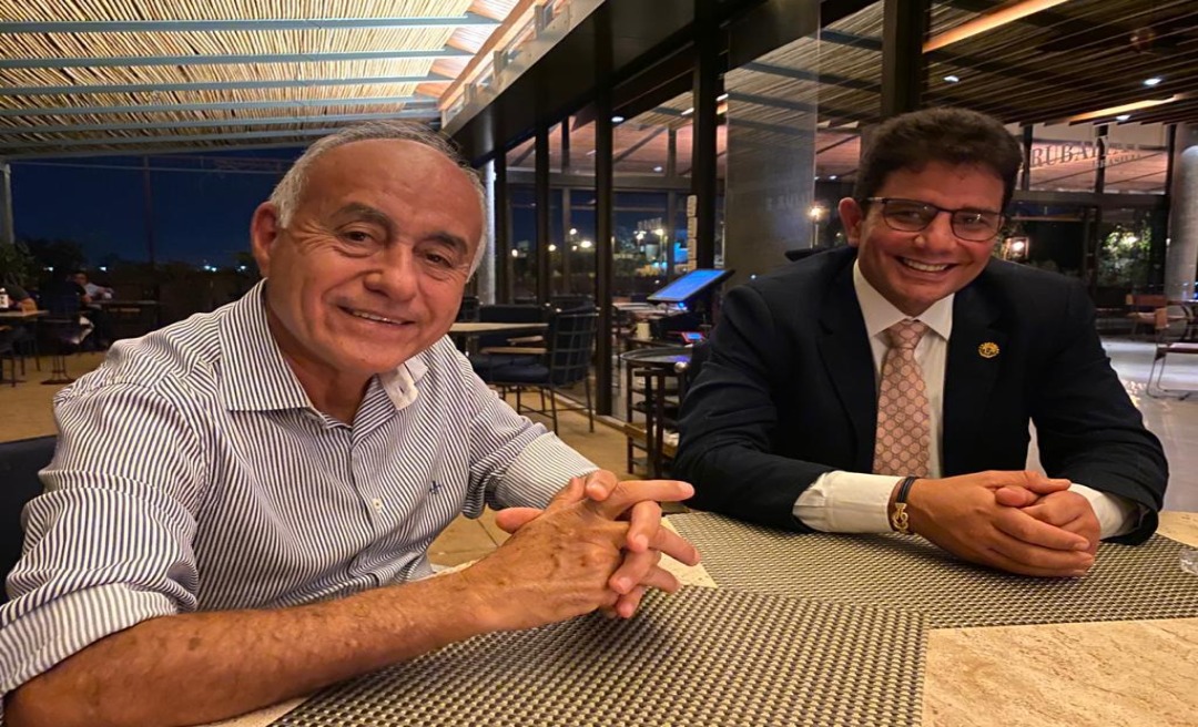 Em jantar em Brasília, Gladson e Bocalom desmontam "palanque" e conversam sobre parcerias: "Precisamos dar resultado"